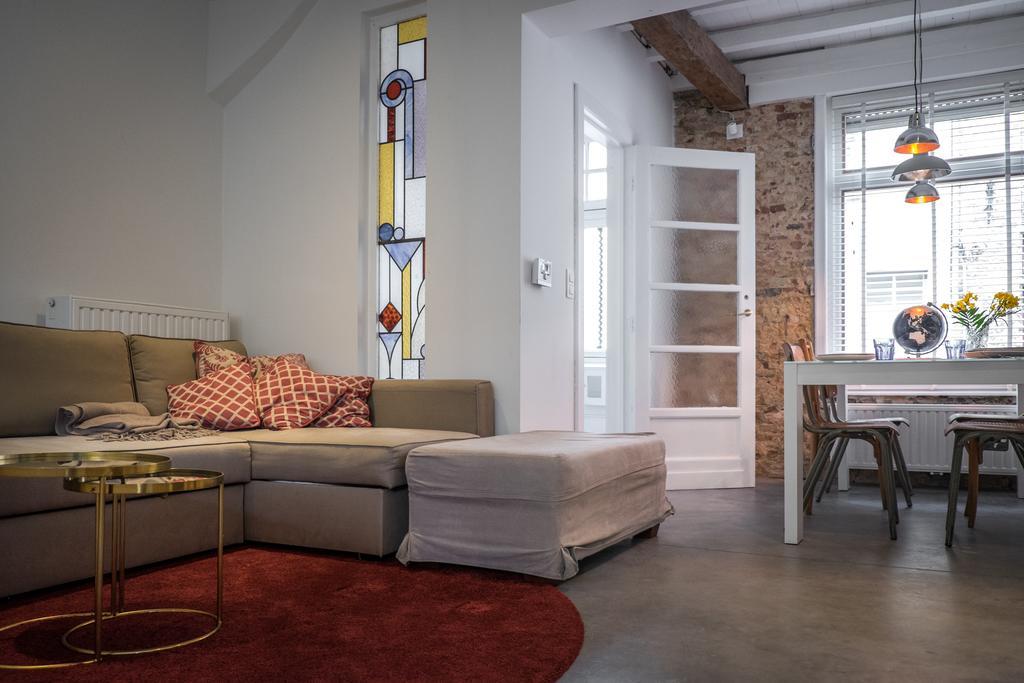 Csar Private Guesthouse ブルージュ エクステリア 写真